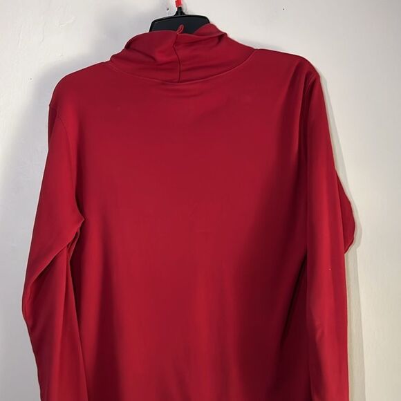 Westbound women’s red medium turtleneck - Picture 6 of 6
